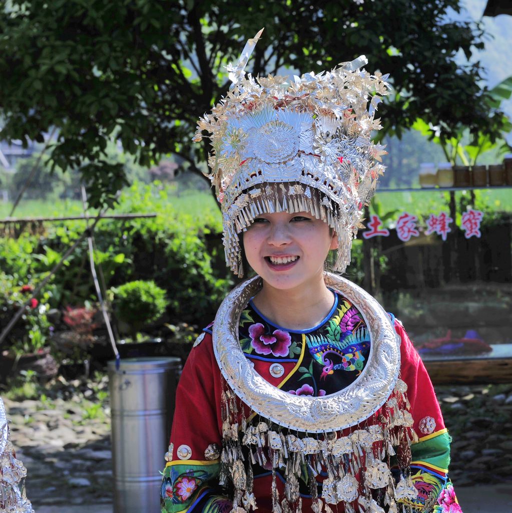 土家小妹.jpg