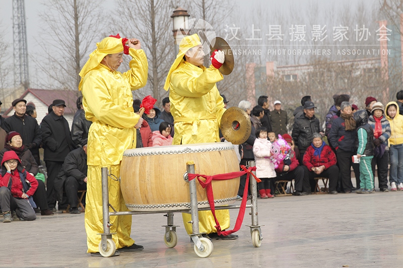 汶上县2013元宵节农民艺术汇演照片