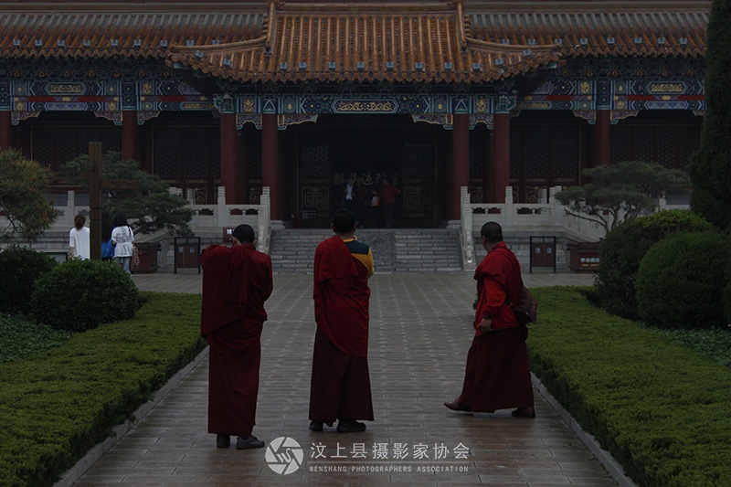 汶上宝相寺来了朝圣的喇嘛
