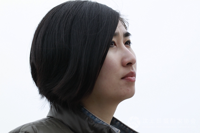 山东综艺电视台的魅力女导演在汶上