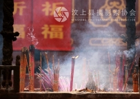 旺盛的宝相寺香火。