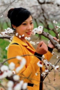 丽影娉婷