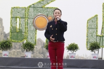 杀猪姐在汶上莲花湖湿地演出的照片
