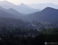 又见小山村