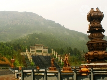 白佛山